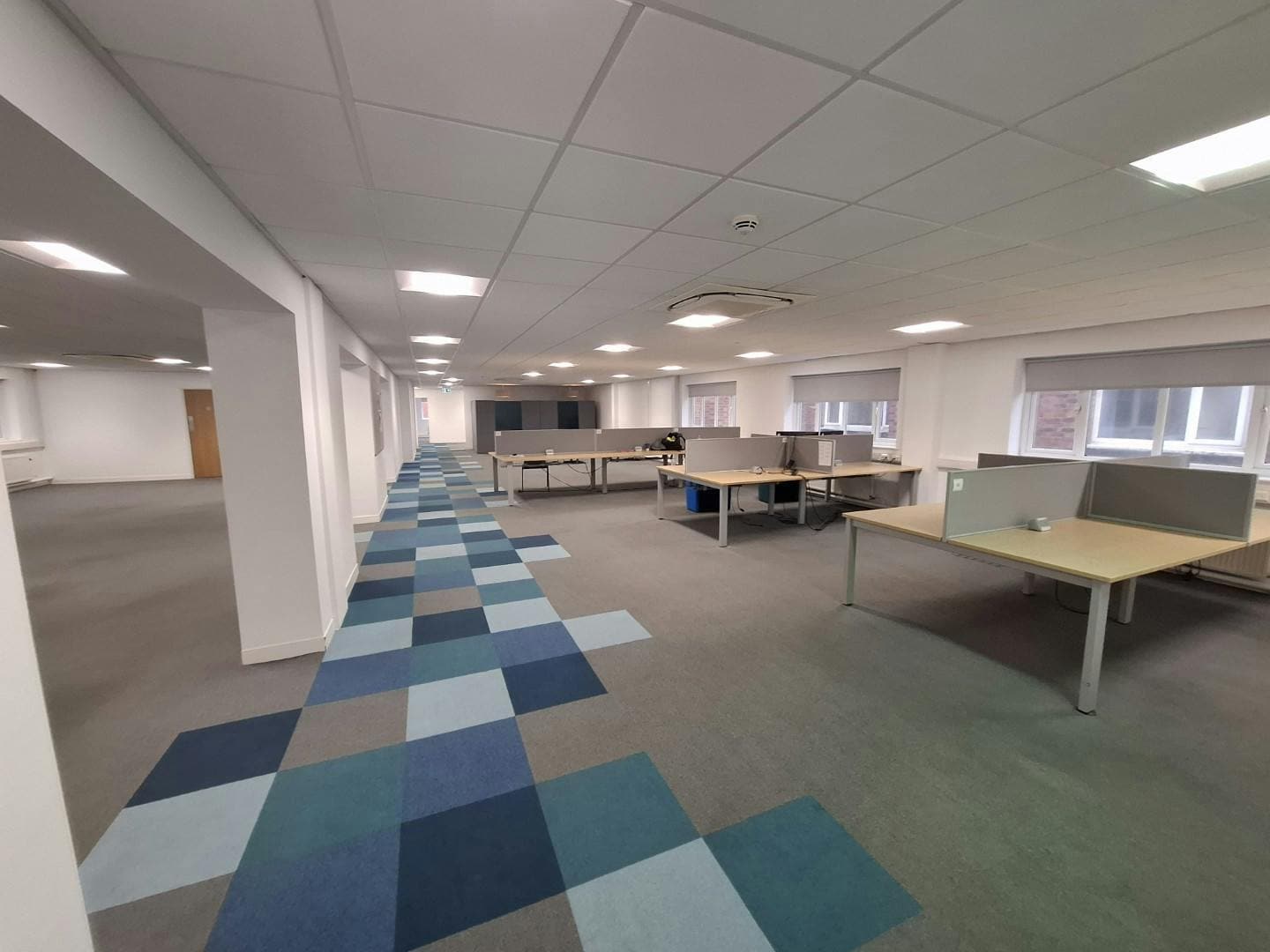 84A-92 London Rd, Manchester to rent Interior Photo- Image 1 of 2