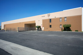 11937-11939 Woodruff Ave, Downey, CA for rent Building Photo- Image 1 of 4