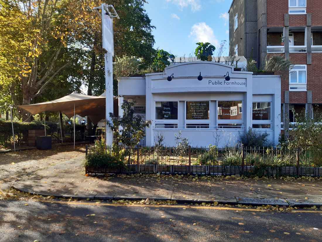 4 Ravenscroft St, London to rent Building Photo- Image 1 of 1