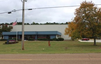 1206 26th St, Cullman, AL for sale Primary Photo- Image 1 of 1