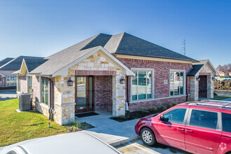 870 Hebron Pky, Lewisville, TX for sale Primary Photo- Image 1 of 1