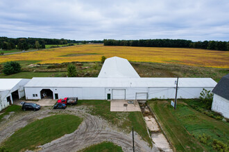 6924 Peck Rd, Eaton Rapids, MI for rent Building Photo- Image 1 of 7