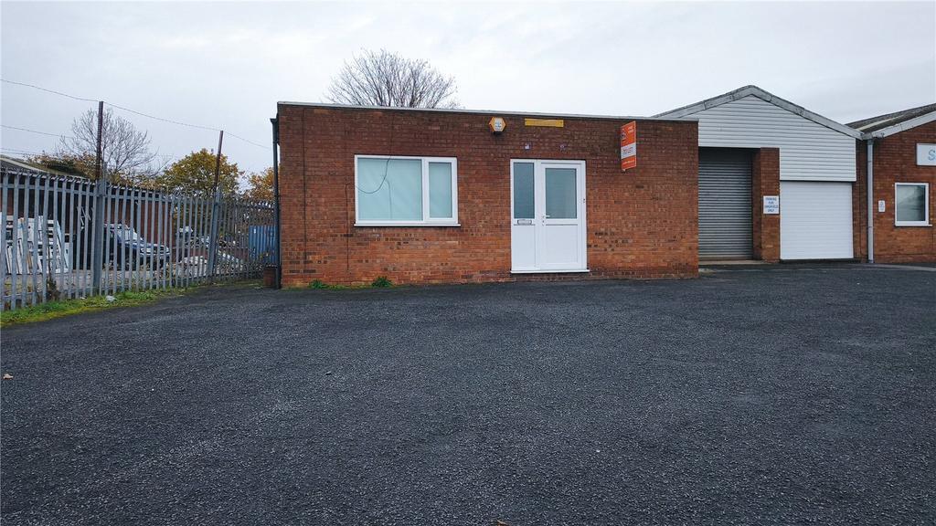 Hodfar Rd, Stourport On Severn to rent Building Photo- Image 1 of 12