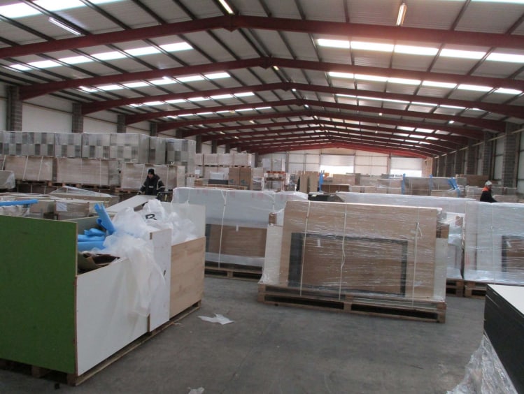 Gamston Airfield, Gamston to rent Interior Photo- Image 1 of 1