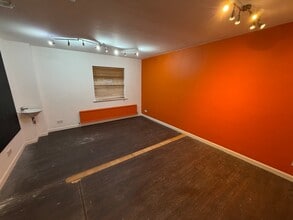 26 The Dean, Alresford to rent Interior Photo- Image 2 of 5