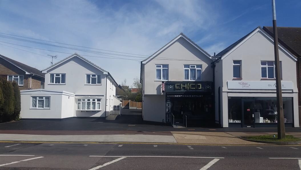586-588 Rayleigh Rd, Leigh On Sea for sale Primary Photo- Image 1 of 1