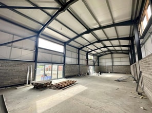 17 Loughgall Road, Armagh to rent Interior Photo- Image 1 of 2