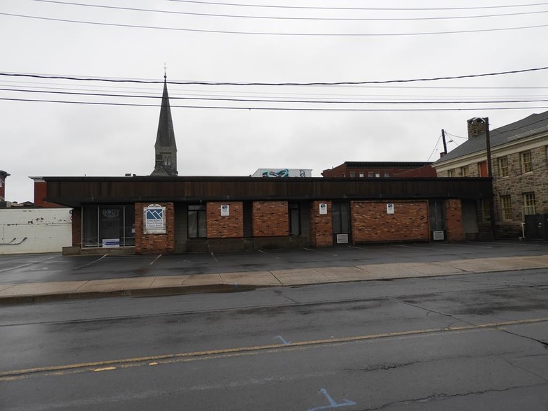 39 Court St, Plattsburgh, NY for sale - Primary Photo - Image 1 of 1