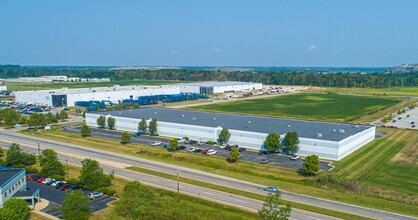 4422 Airport Expy, Fort Wayne, IN for sale Primary Photo- Image 1 of 1