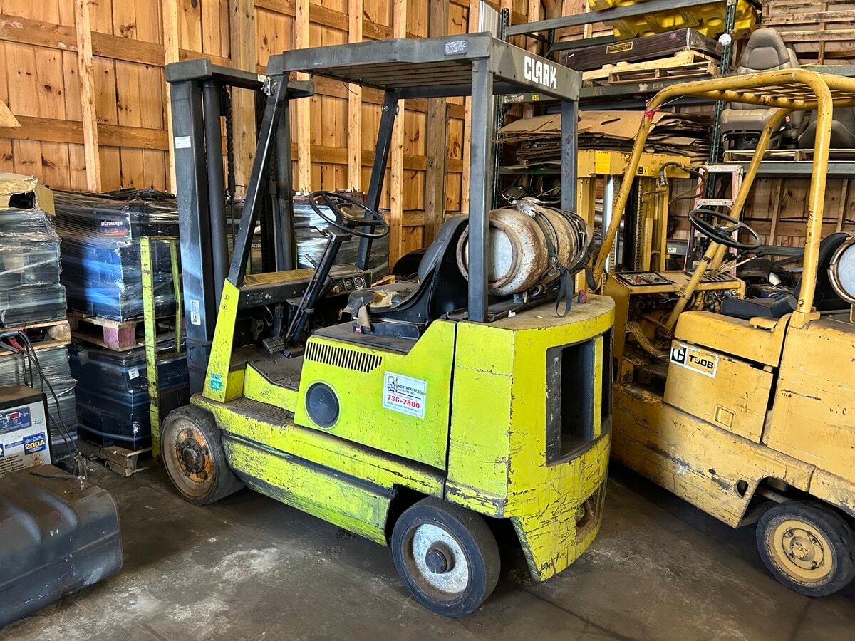 55 Hall Rd, Londonderry 03053 Murray's Auto Recycling UK