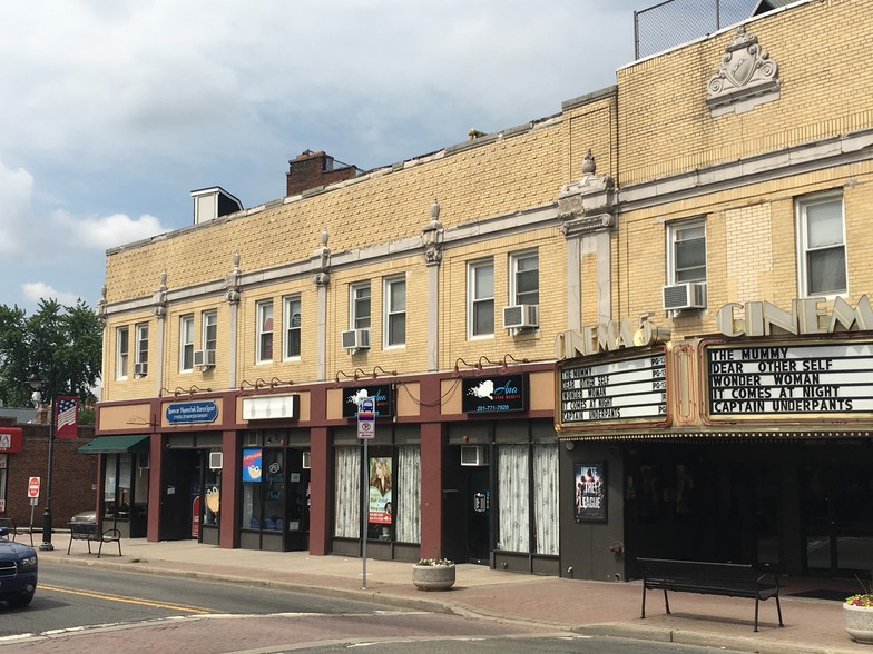 58-60 S Washington Ave, Bergenfield, NJ for sale - Building Photo - Image 1 of 1