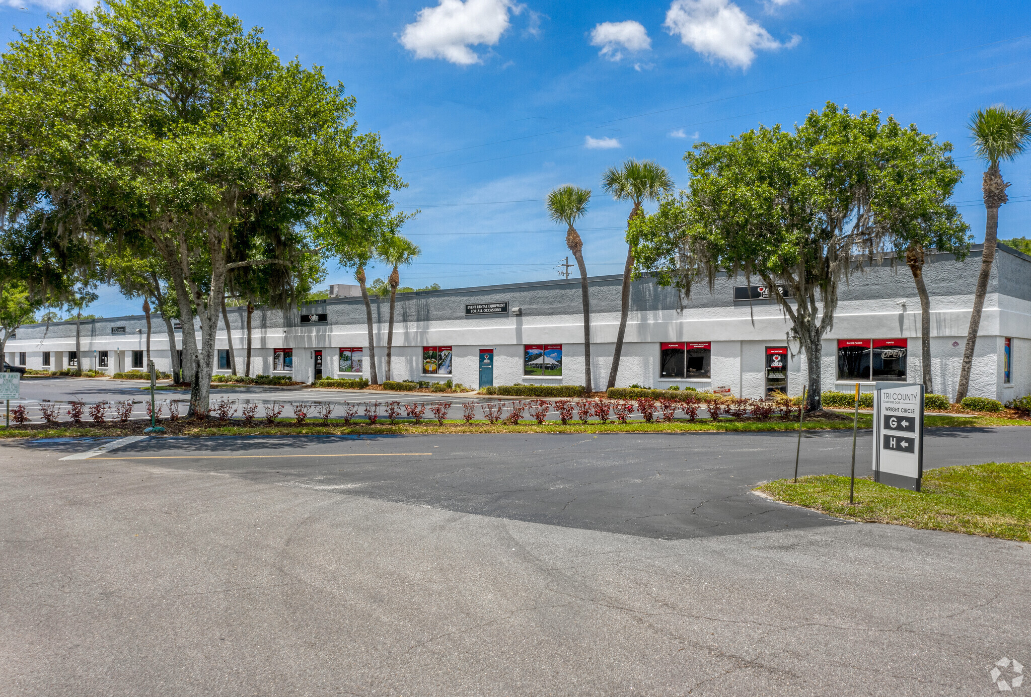 13300 McCormick Dr, Tampa, FL for rent Building Photo- Image 1 of 1