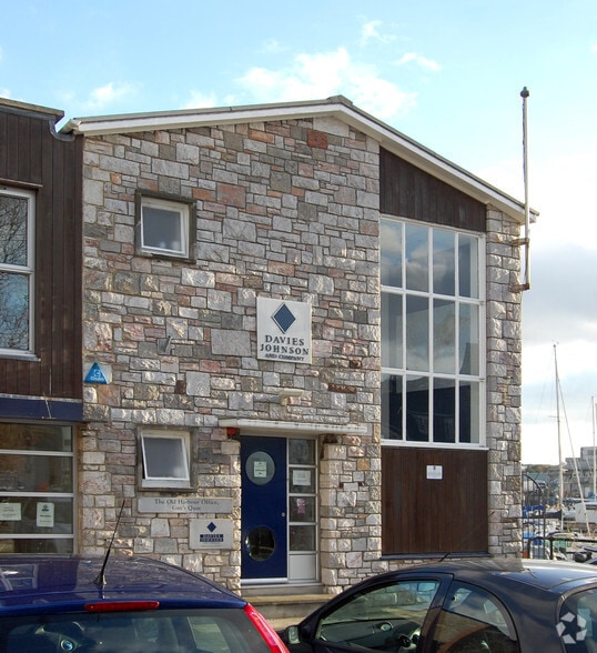 Sutton Harbour, Plymouth for sale - Primary Photo - Image 1 of 1