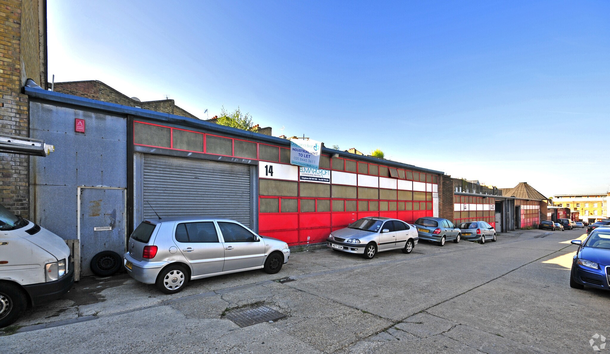 149 Roman Way, London for sale Primary Photo- Image 1 of 1