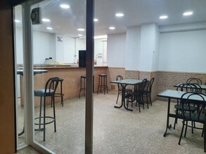 Retail in Esparreguera, Barcelona to rent Interior Photo- Image 2 of 6