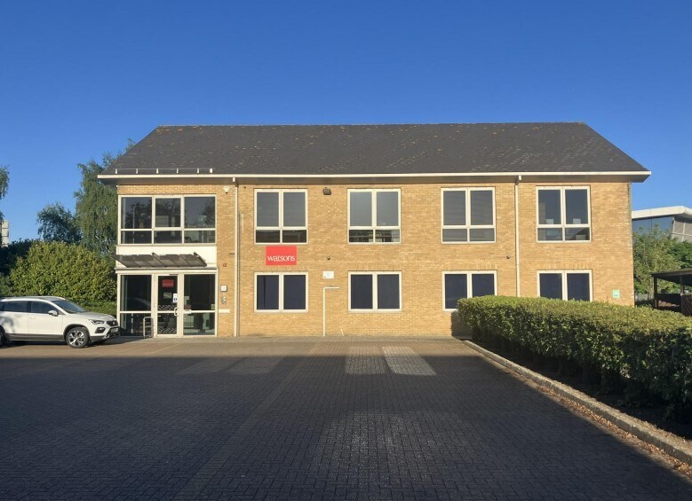 18 Meridian Way, Norwich for sale Primary Photo- Image 1 of 1