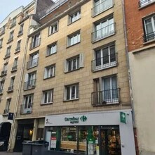 Office in Clichy to rent Building Photo- Image 1 of 7