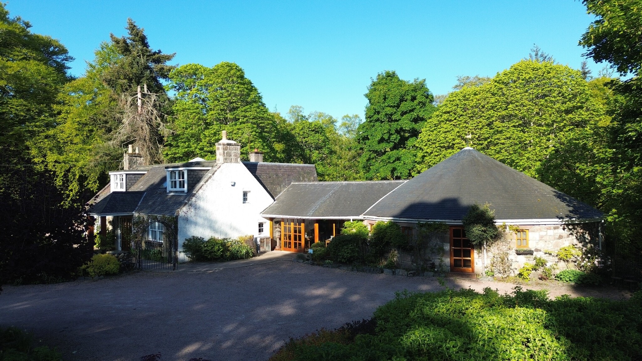 974 B, Banchory to rent Building Photo- Image 1 of 10