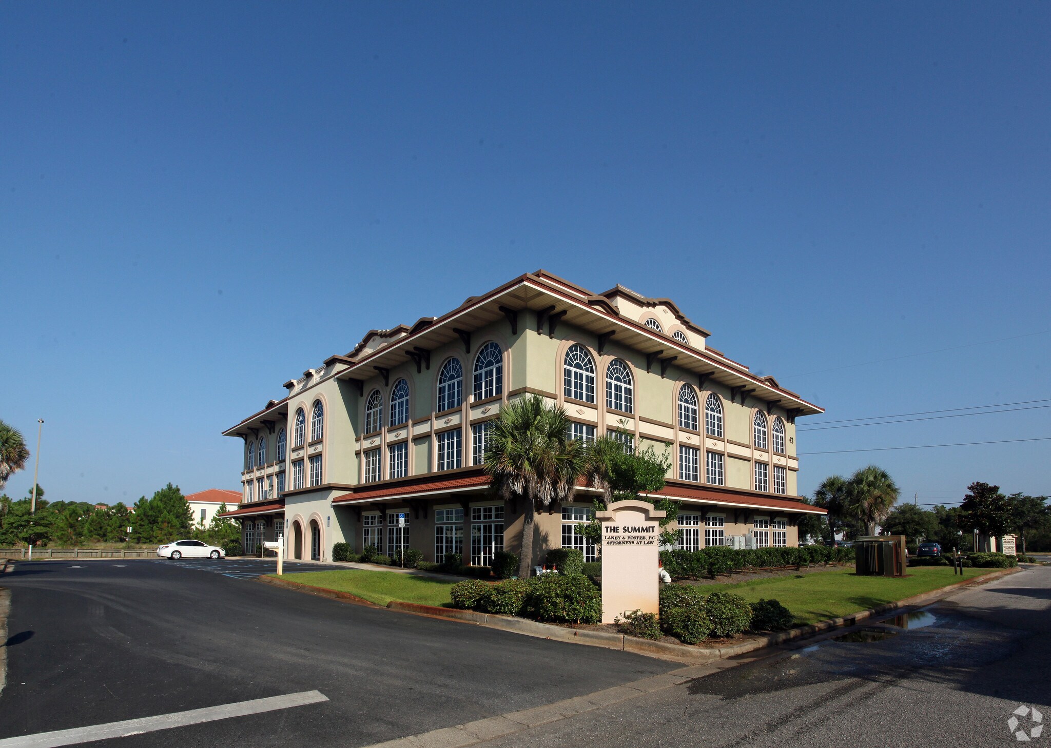 42 Business Centre Dr, Miramar Beach, FL for sale Primary Photo- Image 1 of 1
