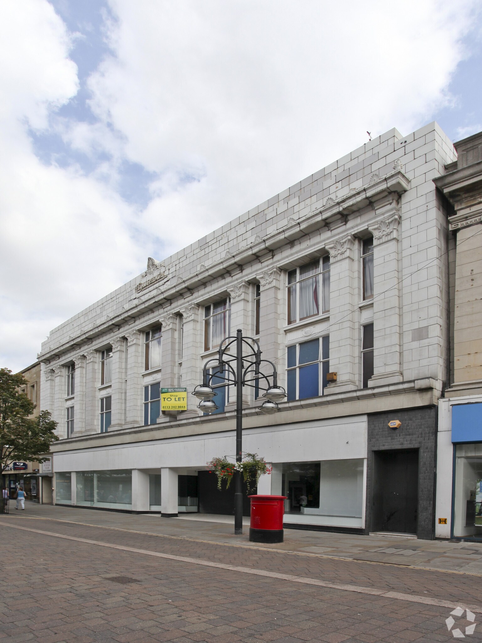 21-27 St Sepulchre Gate, Doncaster for sale Primary Photo- Image 1 of 1