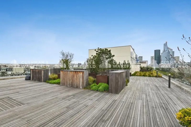 191-195 Avenue Charles De Gaulle, Neuilly-sur-Seine to rent - Building Photo - Image 1 of 13