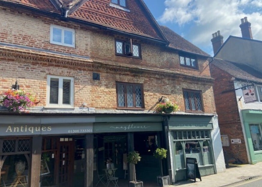 61 West St, Dorking to rent Building Photo- Image 1 of 4