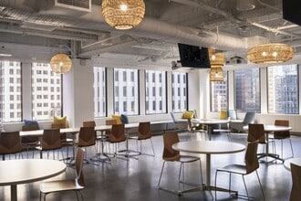 300 Mission St, San Francisco, CA to rent Interior Photo- Image 1 of 12