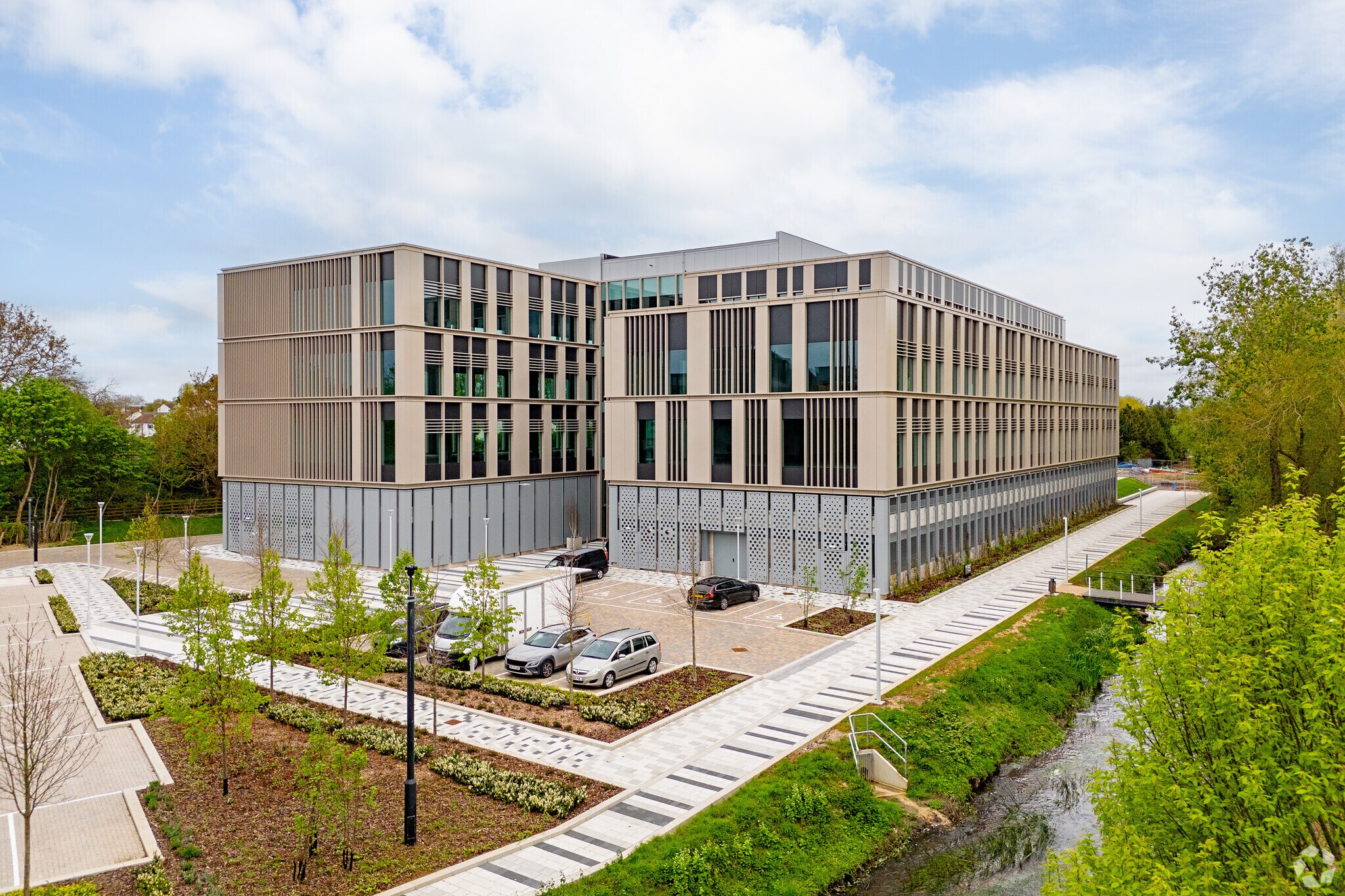 4 Robert Robinson Av, Oxford for sale Building Photo- Image 1 of 1