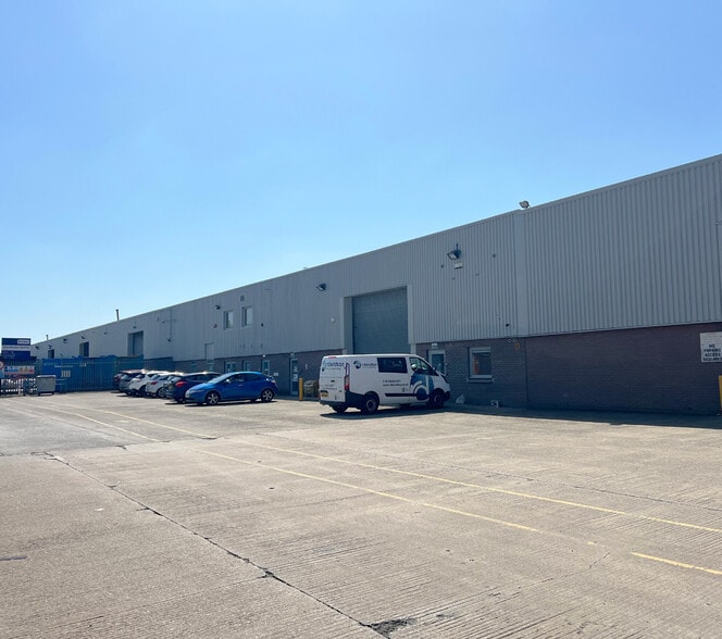 Pitmedden Rd, Dyce to rent - Building Photo - Image 1 of 6