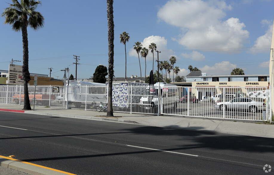 2461 Long Beach Blvd, Long Beach, CA for sale - Primary Photo - Image 1 of 1