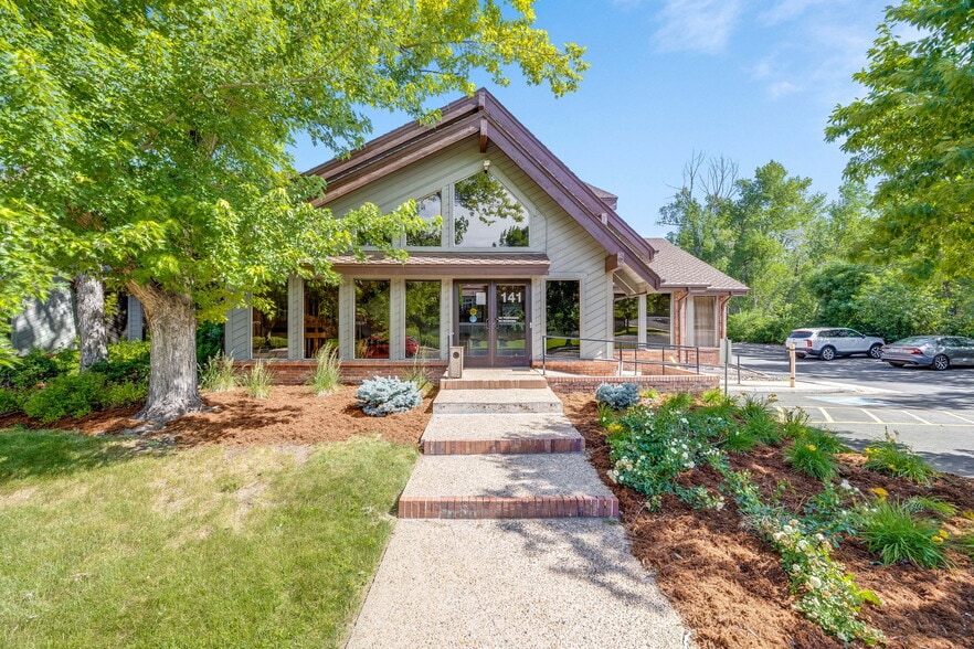 141 W Davies Ave N, Littleton, CO for sale - Building Photo - Image 1 of 1