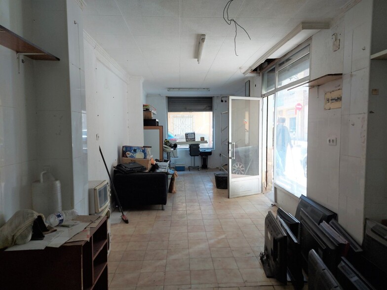 Retail in Molina de Segura, Murcia to rent - Interior Photo - Image 2 of 4