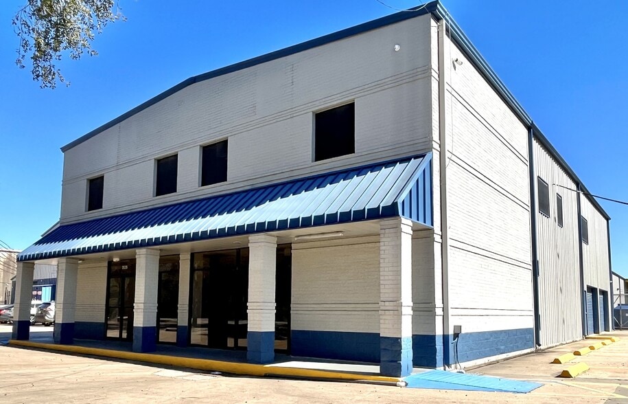 3526-3530 Lang Rd, Houston, TX to rent - Building Photo - Image 1 of 26