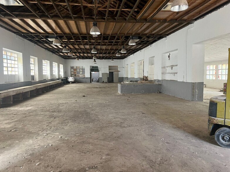 Industrial in Miraflores de la Sierra, Madrid for sale - Primary Photo - Image 1 of 13