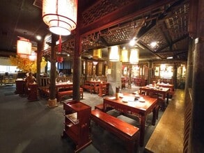 Retail in Barcelona, Barcelona to rent Interior Photo- Image 1 of 22