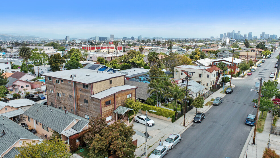 3817-3819 W 21st St, Los Angeles, CA for sale - Primary Photo - Image 1 of 1