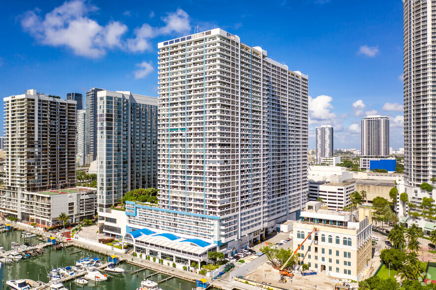 1717 N Bayshore Dr, Miami, FL for sale - Primary Photo - Image 1 of 1