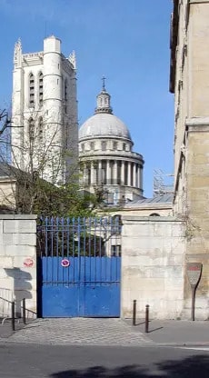Retail in Paris for sale Building Photo- Image 1 of 3
