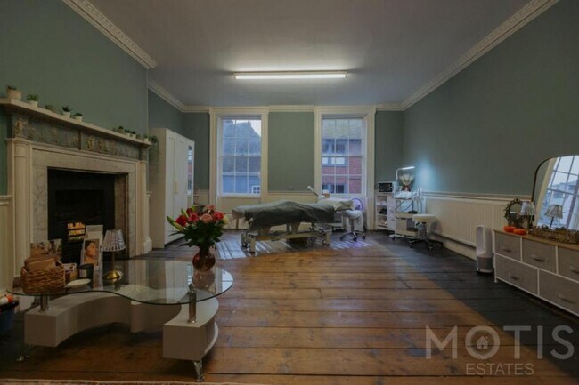 More details for 86 High St, Hythe - Office to Rent