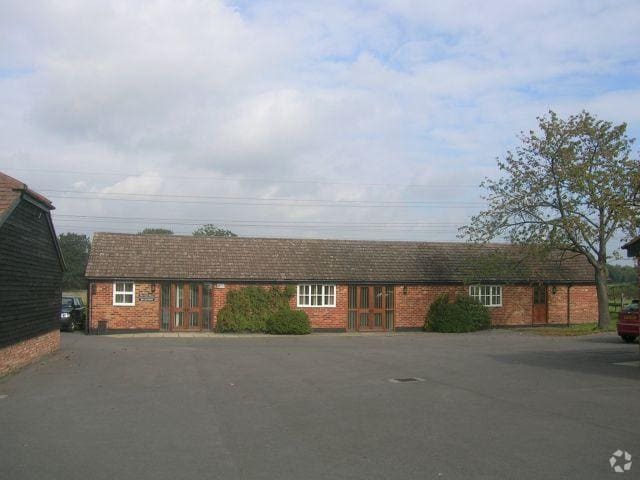 The Coach House & The Shires, Woods Farm, Wokingham to rent Building Photo- Image 1 of 4