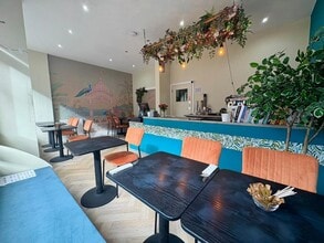 3-4 London Rd, Edinburgh to rent Interior Photo- Image 2 of 19