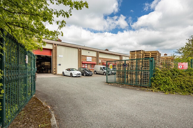 More details for 4 Fourmarts Rd, Wigan - Industrial to Rent