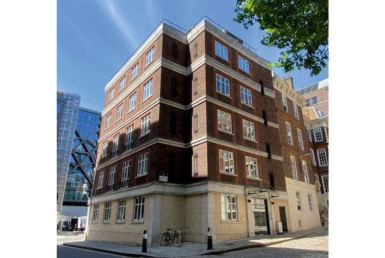 3 Laurence Pountney Hl, London to rent Building Photo- Image 1 of 2