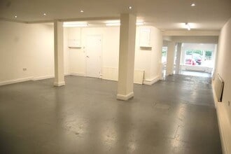 61 Clifford St, Chorley to rent Interior Photo- Image 2 of 8