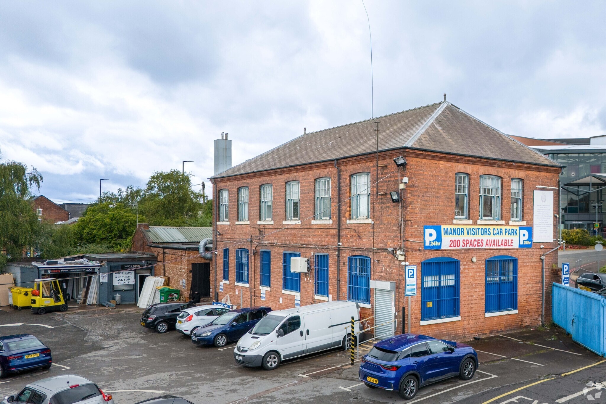 Pleck Rd, Walsall to rent Primary Photo- Image 1 of 4