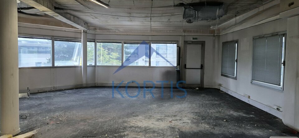 11 Rue Edison, Bron to rent Interior Photo- Image 1 of 5