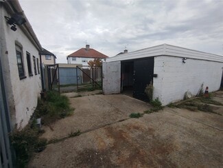More details for 95A Prince Av, Southend On Sea - Light Industrial to Rent