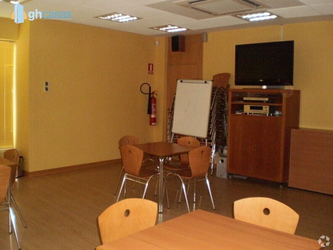 Calle Portiña del Salvador, 36, Talavera de la Reina, TOL 45600 - Unit undefined -  - Interior Photo - Image 2 of 8