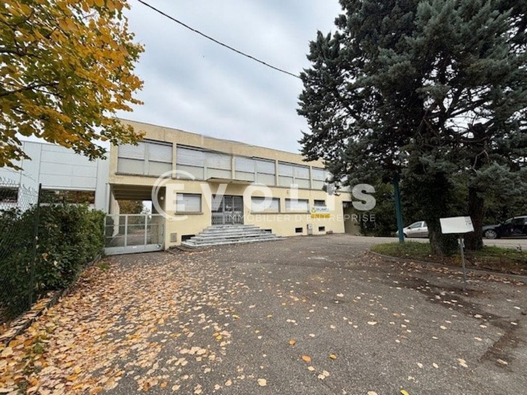 17 Rue Vaucanson, Décines-Charpieu for sale Building Photo- Image 1 of 13