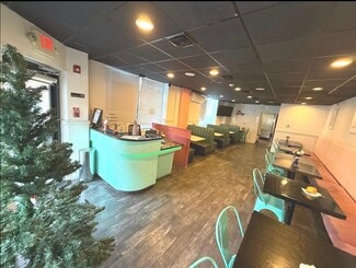 More details for 1439 Vine St, Philadelphia, PA - Retail to Rent